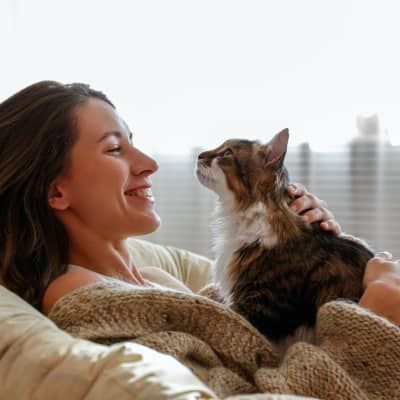 COME IL GATTO VEDE IL PADRONE&nbsp;